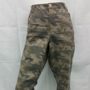Camo Ankle Pants